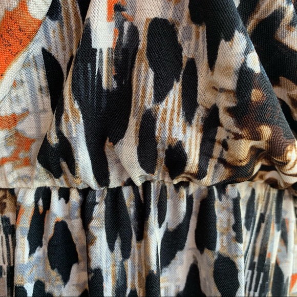 •Tiana B.• Jungle Print 3/4 Sleeve Dress - Size 6 - Picture 4 of 9